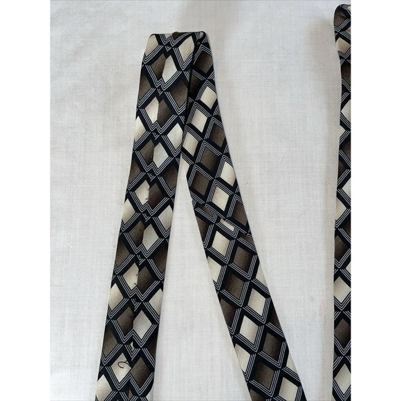 Croft & Barrow Dress Tie Men’s Size 60” Brown Tan Geometric 100% Silk Formal - Picture 6 of 13